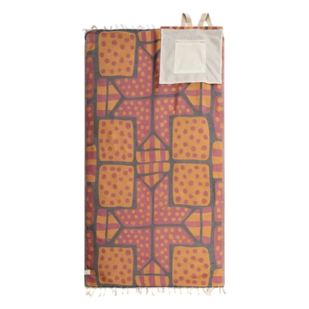 2-in-1 Convertible Towel & Backpack